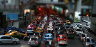 Как с пользой провести время в автомобильной пробке?