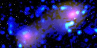 Нарушение законов физики: между двумя галактиками появился странный радиомост