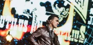 Вячеслав Бутусов стал заслуженным артистом России