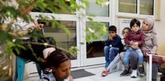 Фонд Сороса вложит сотни миллионов долларов в борьбу за права мигрантов