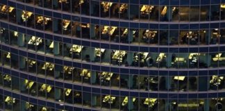 Россияне воспротивились четырехдневной рабочей неделе