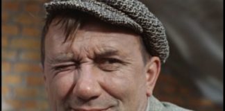 Бесплодие, копеечные роли и не усыновленный сирота: трагедии жизни Алексея Смирнова