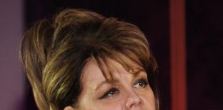 Любовь Казарновская показала загородный дом