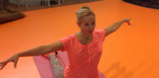 Татьяна Навка похвасталась идеальным шпагатом