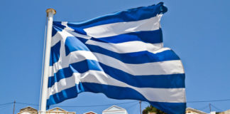 Глава МИД Греции раскритиковал антироссийские санкции