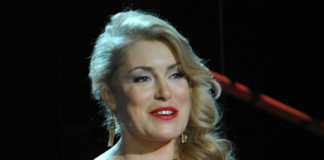 52-летняя Мария Шукшина поделилась фото с повзрослевшими сыновьями