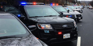 Строительный кран рухнул на жилой дом в Далласе