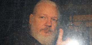 США подготовили новые обвинения против Ассанжа