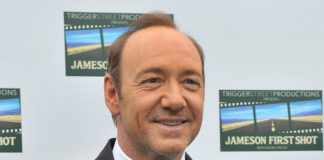 С 59-летнего Кевина Спейси сняли обвинения в сексуальных домогательствах