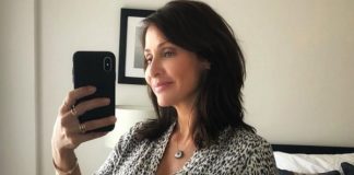 44-летняя звезда 90-х Натали Имбрулья забеременела с помощью ЭКО