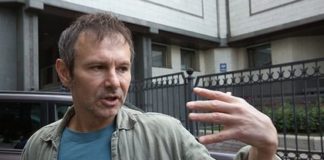 Вакарчук рассказал о связях с олигархами