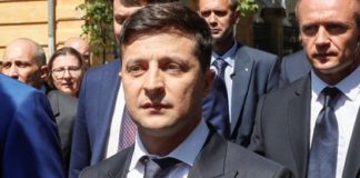 Зеленский потребовал увольнения глав украинских таможен