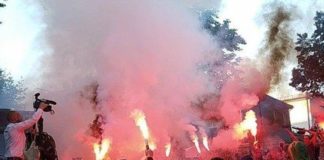 У здания отменившего телемост с Россией телеканала началась акция протеста