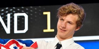 Выступающий в НХЛ россиянин рассказал о жизни в американской семье