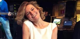 Любовь Толкалина пожалела о выборе платья для фотосессии