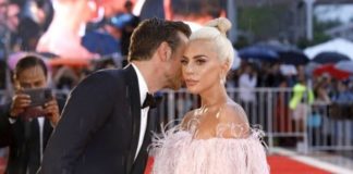 Мама Рустама Солнцева отлично выглядит после пластики