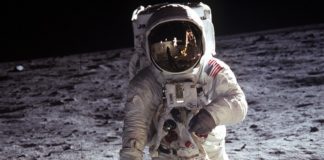 Такого еще не было: США планируют оставить на Луне человека