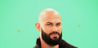 Джиган подарил дочери пачку денег на день рождения