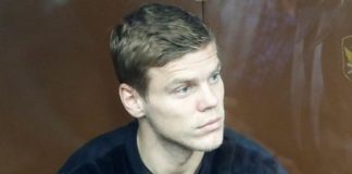 Кокорин оценил пельмени из колонии