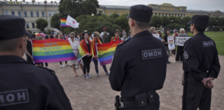 ЛГБТ-активистка покинула Россию после обращения к Кадырову и последовавших угроз