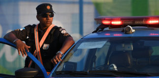 Бразильцы принесли из магазина кокаин вместо стирального порошка