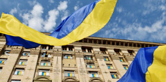 Дезертир с гранатой задержан у здания Рады