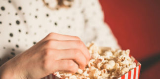 Где в Москве посмотреть кино на свежем воздухе