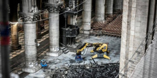 Реставратор Нотр-Дама: Жара может спровоцировать обрушение сводов собора