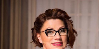 Роза Сябитова трогательно поздравила сына с 30-летием