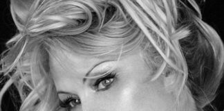 52-летняя Памела Андерсон начала худеть после расставания с бойфрендом