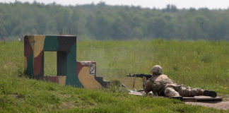 Продержались полдня: Украина нарушила перемирие в Донбассе