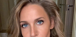 Юлия Ковальчук опубликовала фото с прогулки с полуторагодовалой дочерью