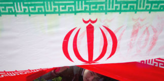 Япония потребовала от Ирана вернуться к выполнению сделки