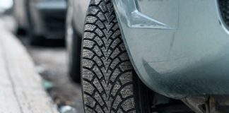 «Убьет» ли гидроусилитель стоянка с вывернутым до упора рулевым колесом