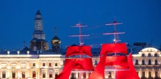 Петербуржцы поделились фотографиями с «Алых парусов»