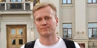 Заподозренный в беспорядках на митинге в Москве скрылся с помощью младенца