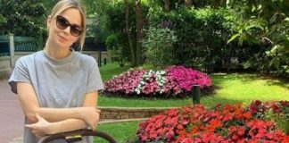 Спустя месяц после родов Ирина Медведева показала стройную фигуру