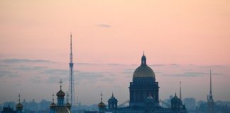 Найден район Петербурга с аномально дешевым жильем