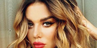 36-летняя Анна Седокова дебютирует как театральная актриса