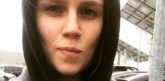 Дарья Мельникова взяла с собой 3-летнего сына на концерт в ночной клуб