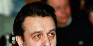 Вилли Токарева похоронят позже положенного срока