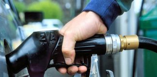 Опасно ли для мотора постоянно заправлять меньше четверти бака