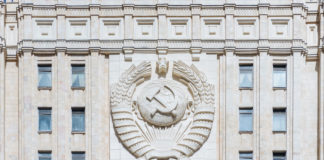 «Элемент пропаганды»: МИД об обвинениях в запугивании летчиков