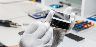 Ремонт iPhone с гарантией