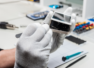 Ремонт iPhone с гарантией