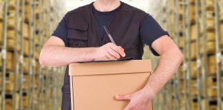 Отслеживаем посылки из виртуальных магазинов в режиме реального времени