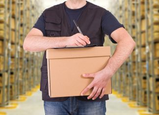 Отслеживаем посылки из виртуальных магазинов в режиме реального времени