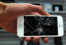 Что делать, если треснул экран на смартфоне?