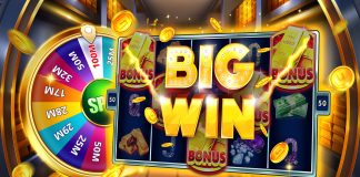 Главное зеркало клуба Покерок