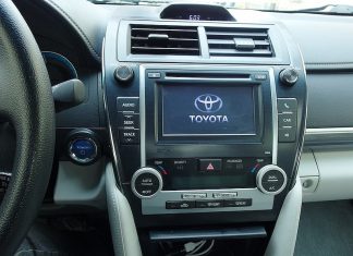 Преимущества замены штатного монитора Toyota на головное устройство с Android